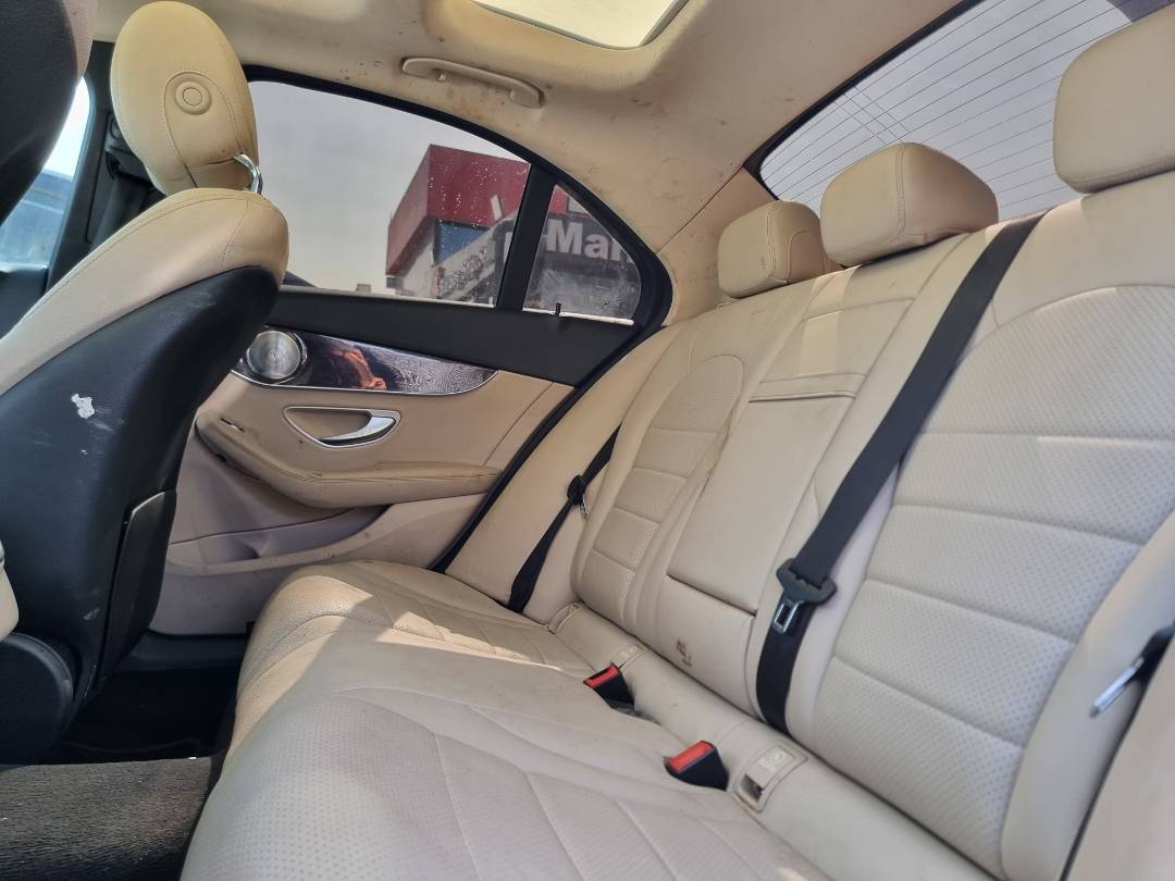 MERCEDES BENZ C300 2018 - Marhaba Auction Used Cars - Image 6