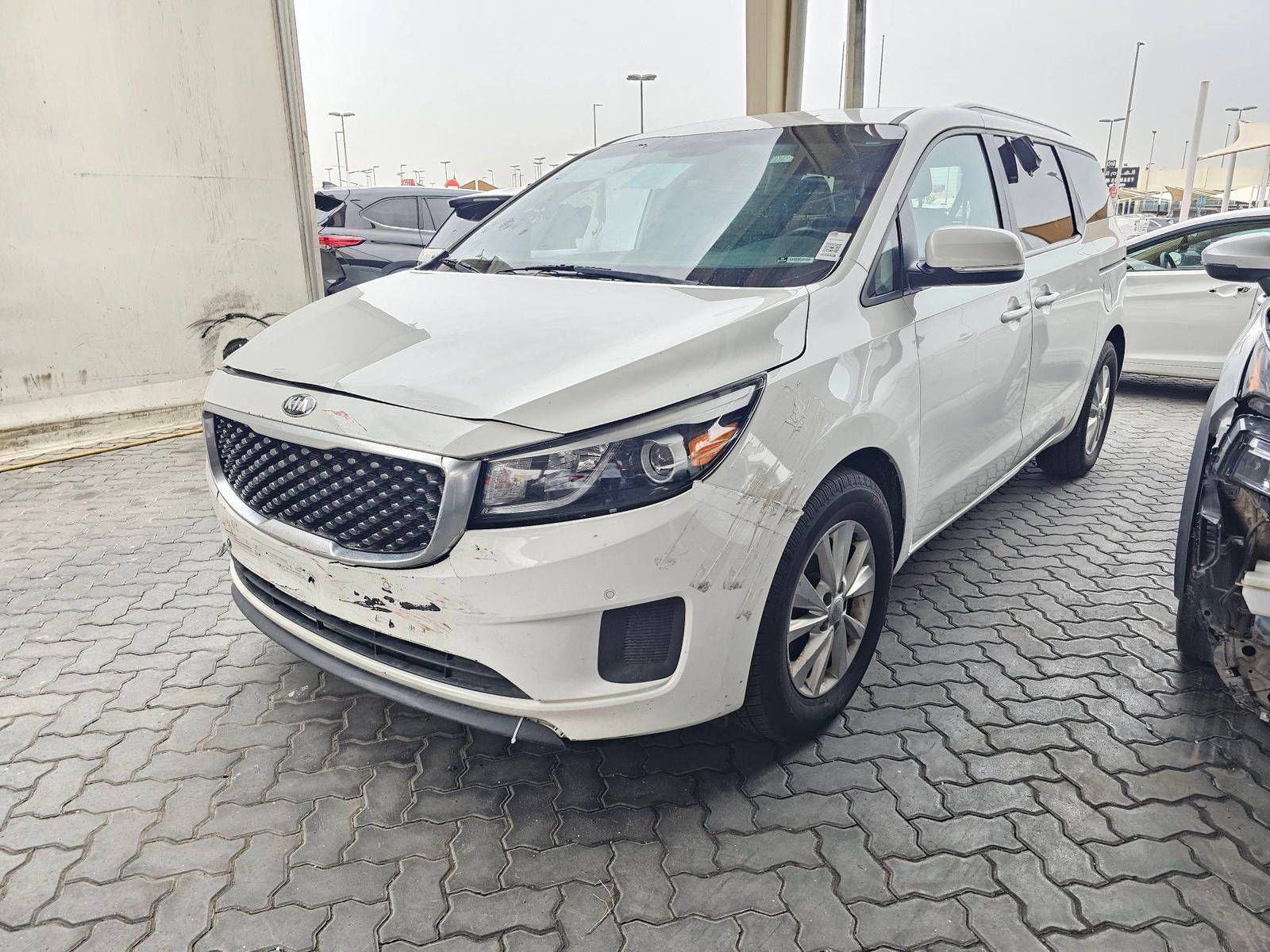 KIA SEDONA 2017 - Marhaba Auction Used Cars - Image 5