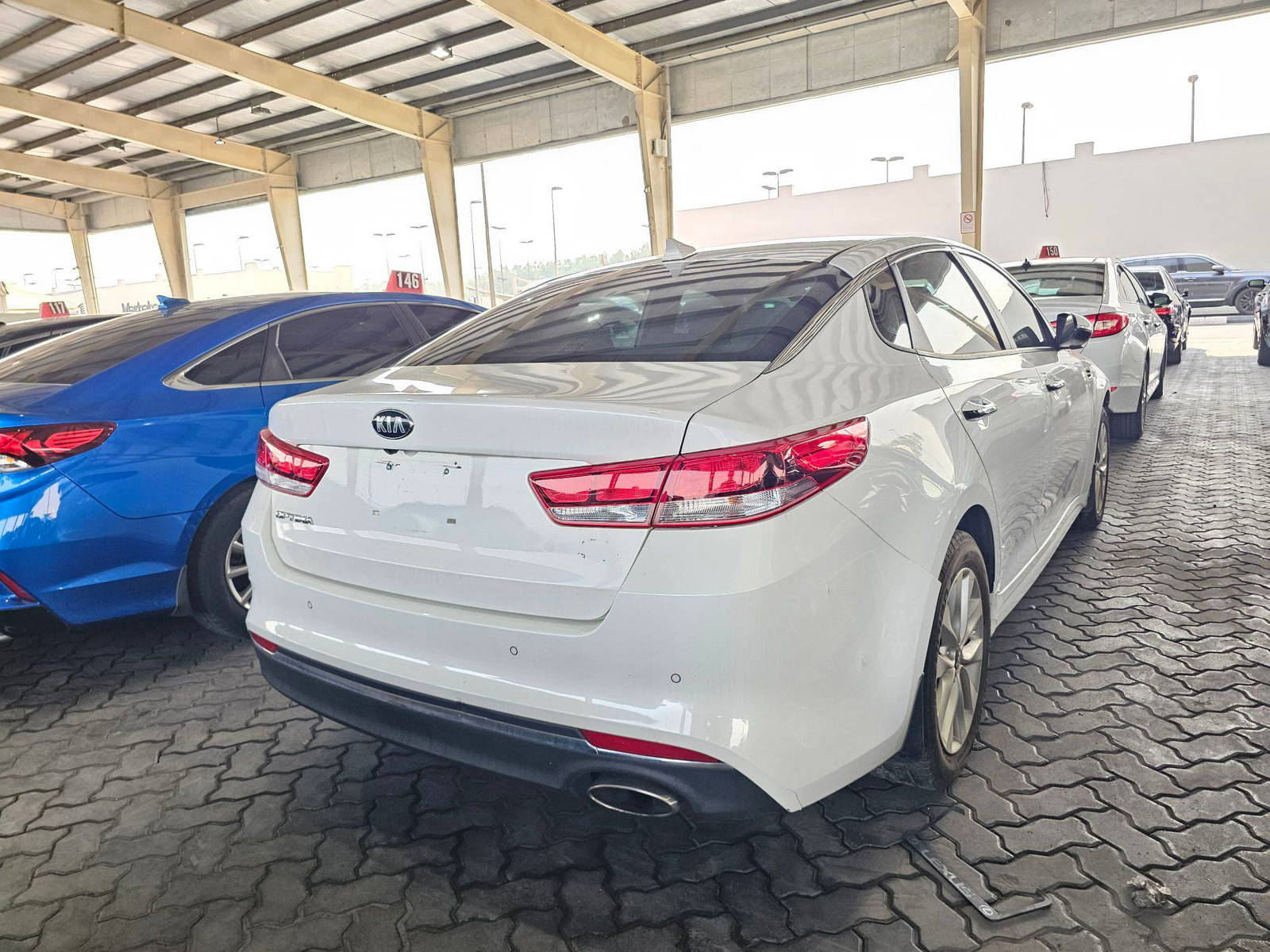 2018 KIA OPTIMA — 91201 Miles — Lot 48423685 — Souq - Marhaba Auctions Used Cars - Image 3