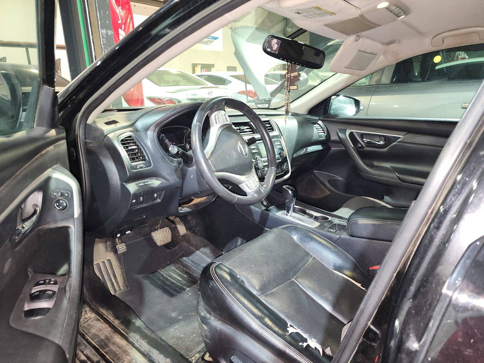 2018 NISSAN ALTIMA — 180005 Miles — Lot 1220555 — Al Quoz - Marhaba Auctions Used Cars - Image 6