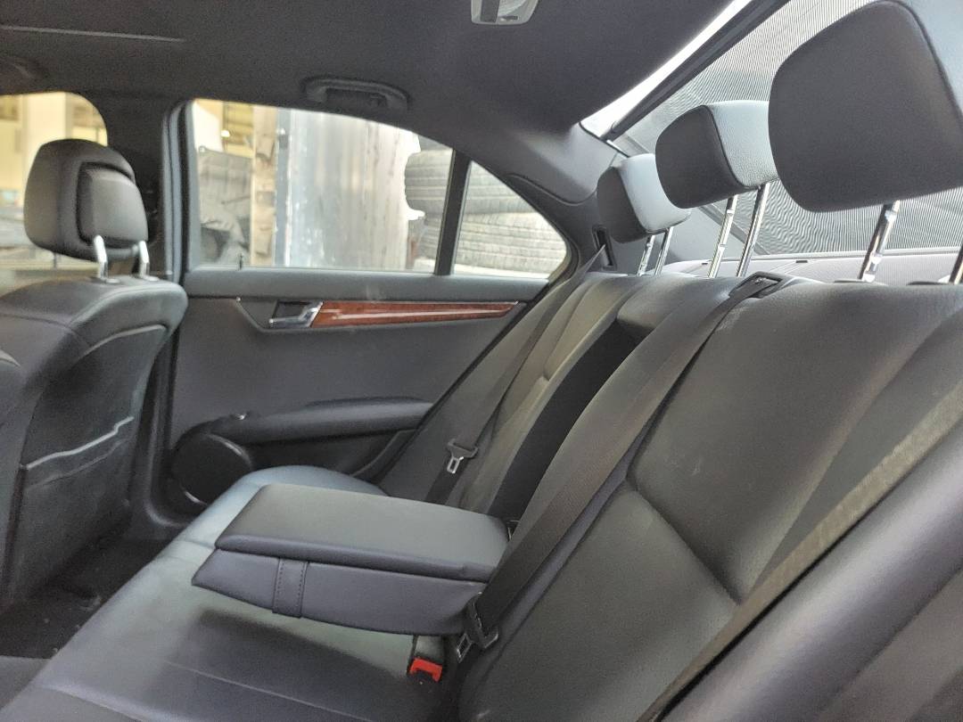MERCEDES BENZ C300 2011 - Marhaba Auction Used Cars - Image 6