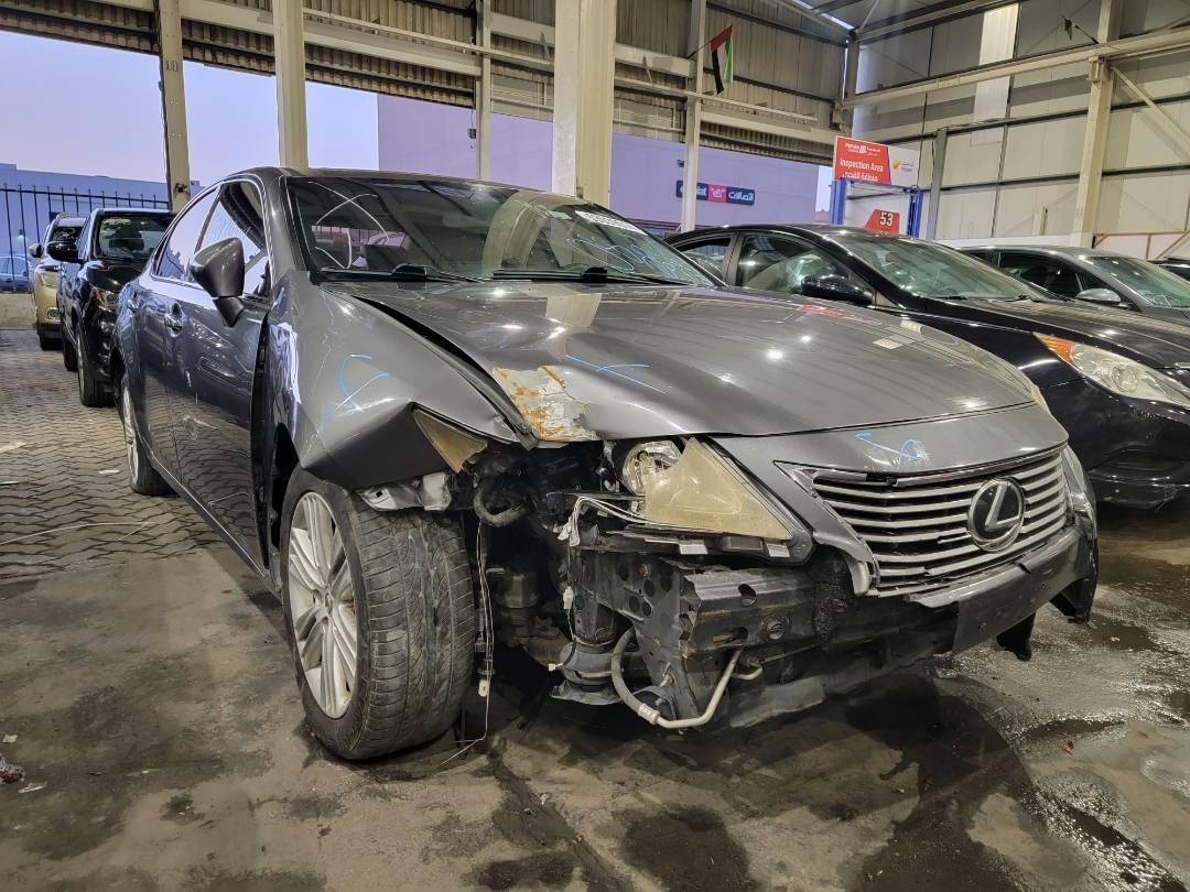 2014 LEXUS ES 350 — 210862 Miles — Lot E2086028 — Main - Marhaba Auctions Used Cars - Image 4