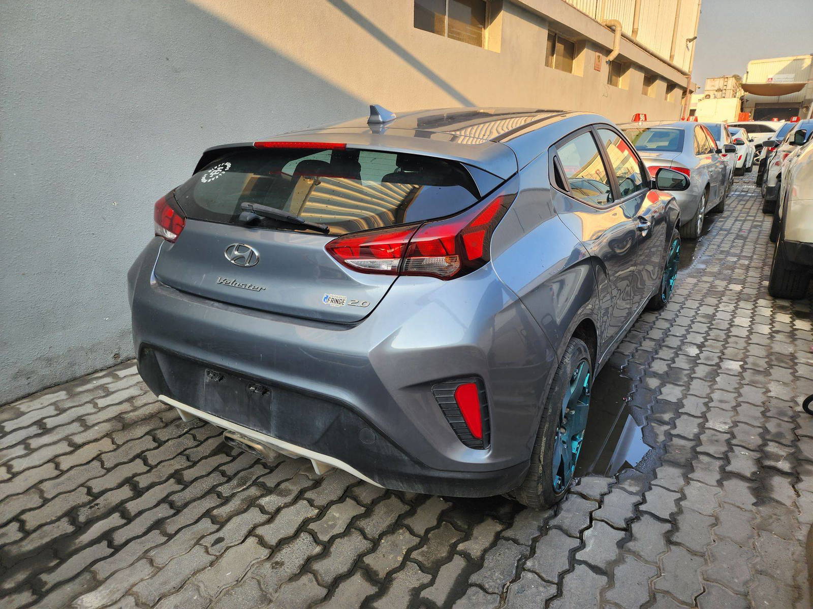 HYUNDAI VELOSTER 2019 - Marhaba Auction Used Cars - Image 4