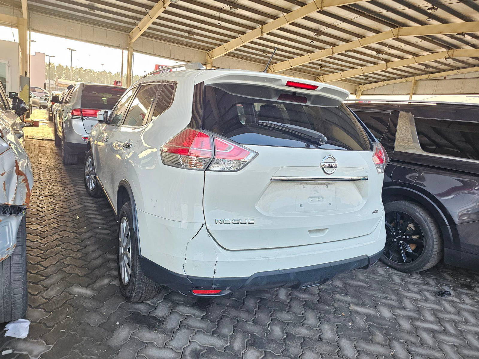 2016 NISSAN ROGUE — 138158 Miles — Lot GW148897 — Main - Marhaba Auctions Used Cars - Image 4