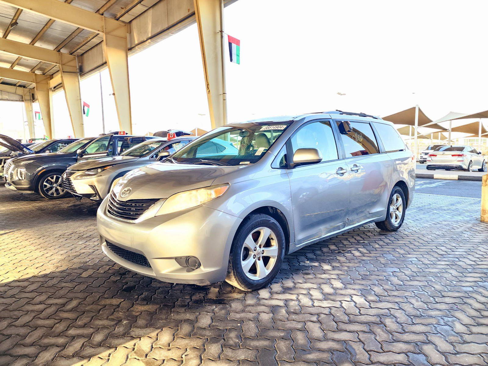 2011 TOYOTA SIENNA — 190421 Miles — Lot 56614904 — Souq - Marhaba Auctions Used Cars - Image 4