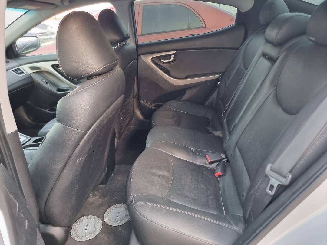 2012 HYUNDAI ELANTRA — 190258 Miles — Lot 125487 — Souq - Marhaba Auctions Used Cars - Image 7
