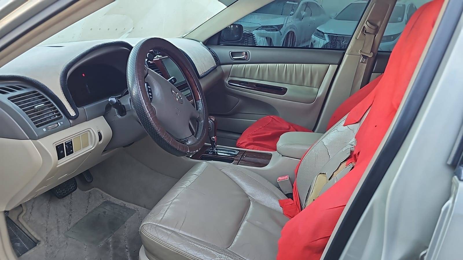 2005 TOYOTA CAMRY — 352235 KM — Lot 8031906 — Souq - Marhaba Auctions Used Cars - Image 7