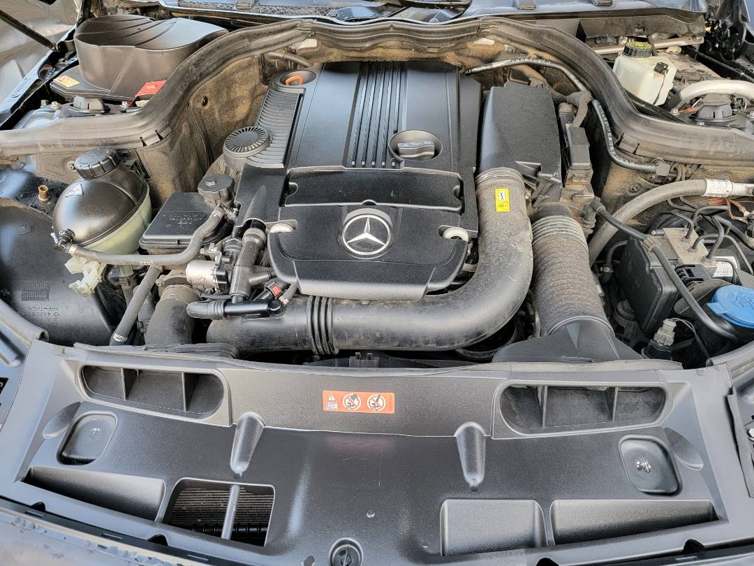 2014 MERCEDES BENZ C-250 — 99827 Miles — Lot R311365 — Main - Marhaba Auctions Used Cars - Image 12
