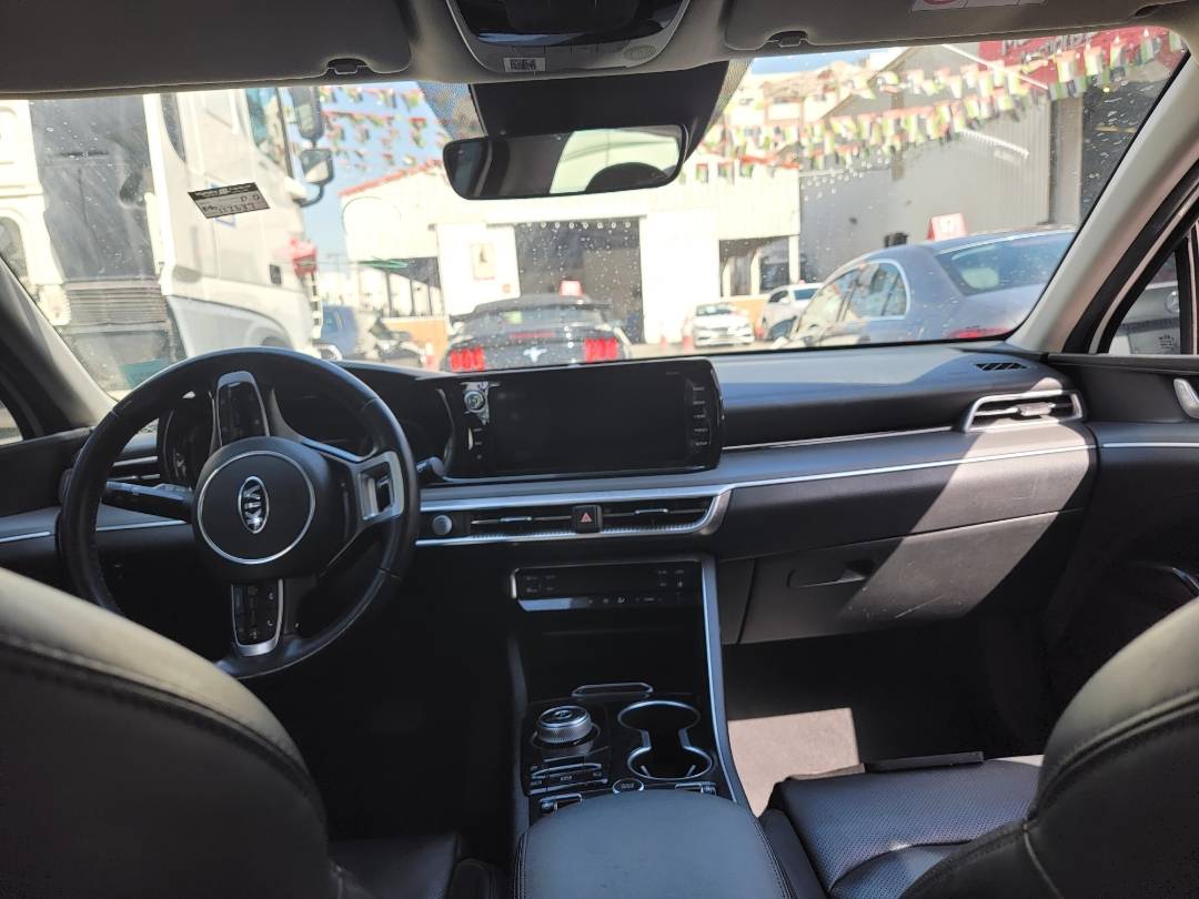 2020 KIA K5 — 113637 KM — Lot 078906 — Main - Marhaba Auctions Used Cars - Image 8