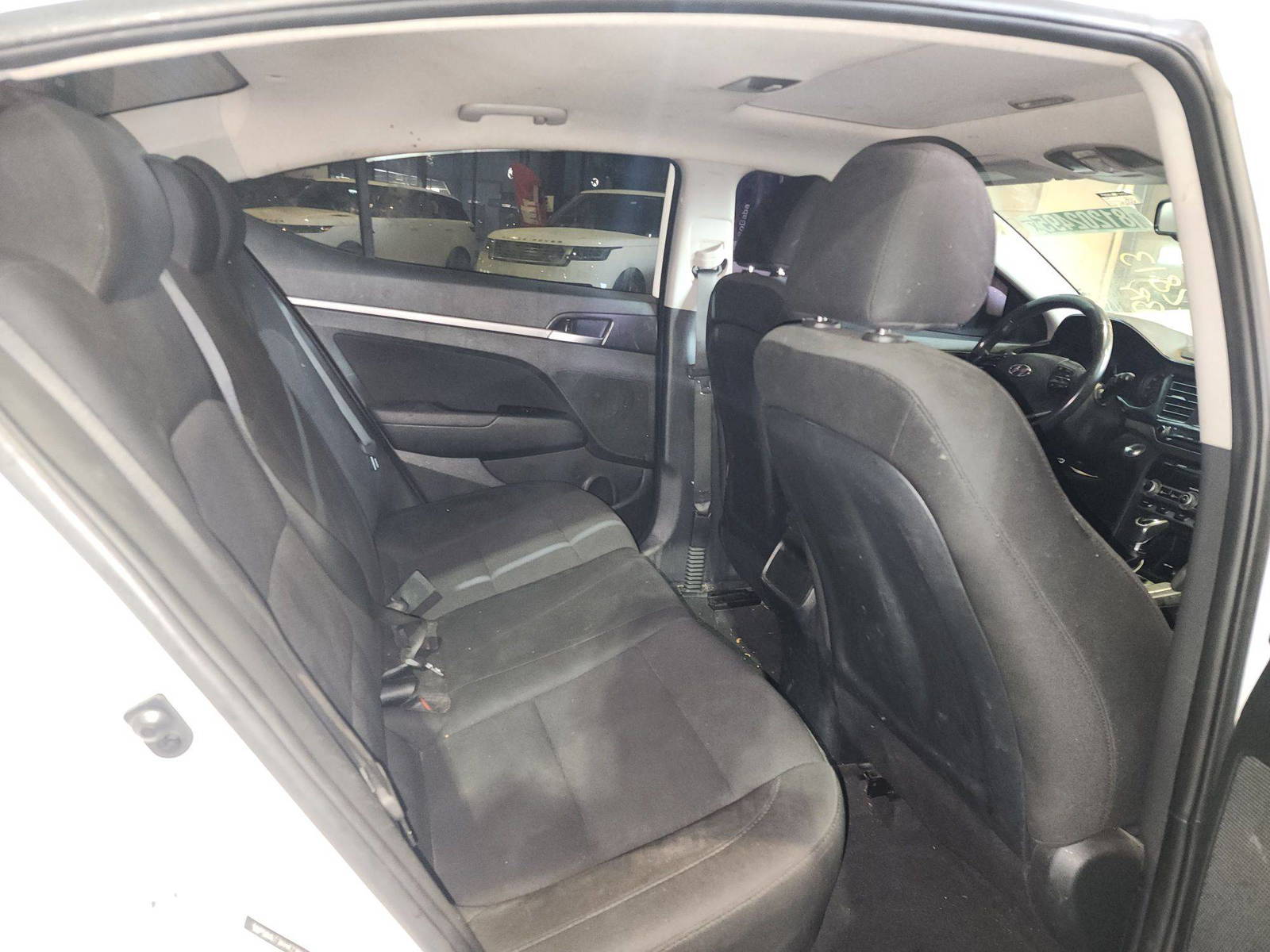 HYUNDAI ELANTRA 2019 - Marhaba Auction Used Cars - Image 7