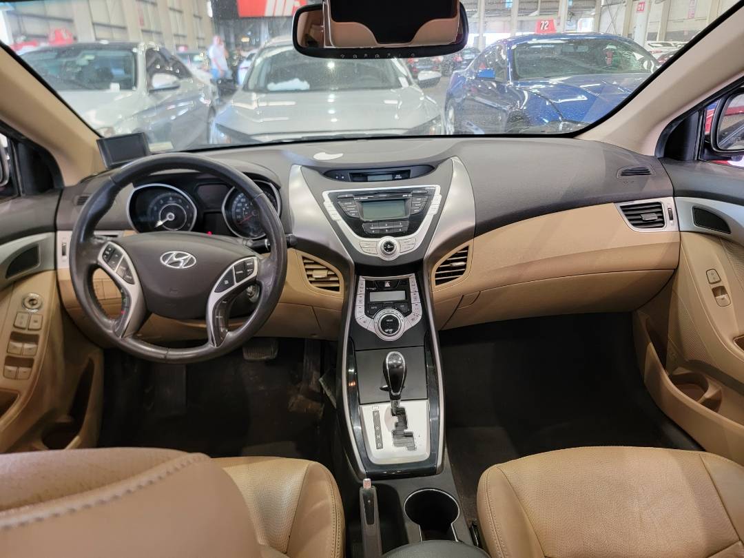 2012 HYUNDAI ELANTRA — 214532 KM — Lot 083228 — Main - Marhaba Auctions Used Cars - Image 7
