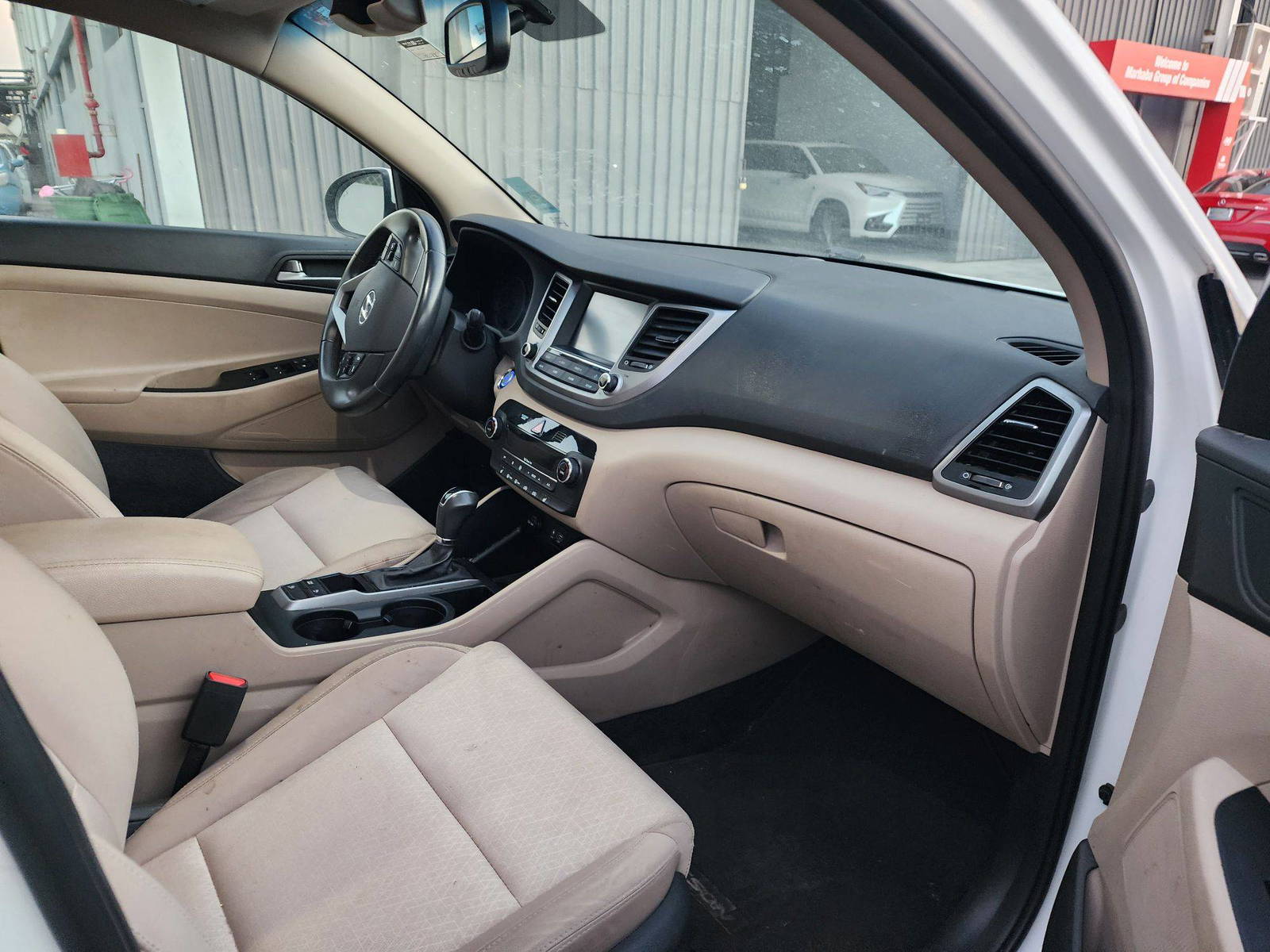 2018 HYUNDAI TUCSON — 99078 Miles — Lot 39583517 — Al Quoz - Marhaba Auctions Used Cars - Image 8