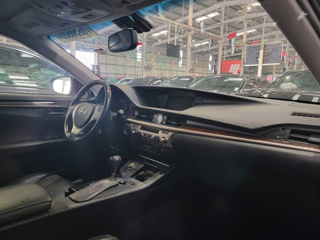 2015 LEXUS ES 350 — 147362 Miles — Lot 2205510 — Main - Marhaba Auctions Used Cars - Image 5