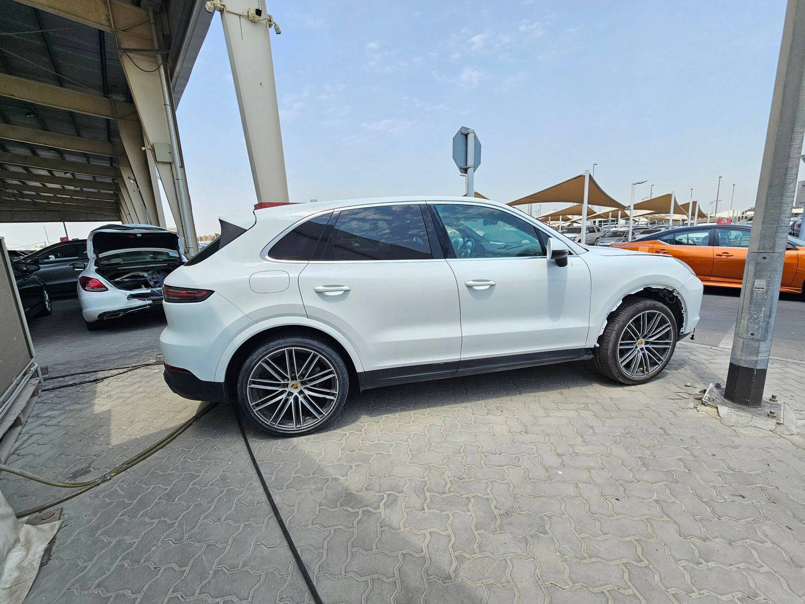PORSCHE Cayenne 2019 - Marhaba Auction Used Cars - Image 4