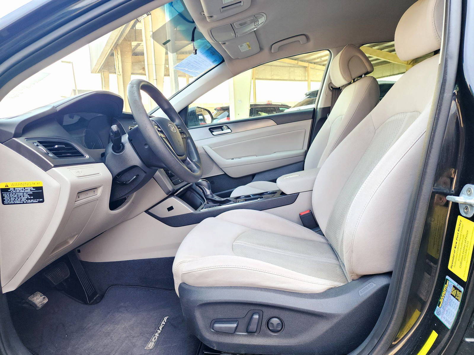 2016 HYUNDAI SONATA — 126321 Miles — Lot GH402482 — Souq - Marhaba Auctions Used Cars - Image 8