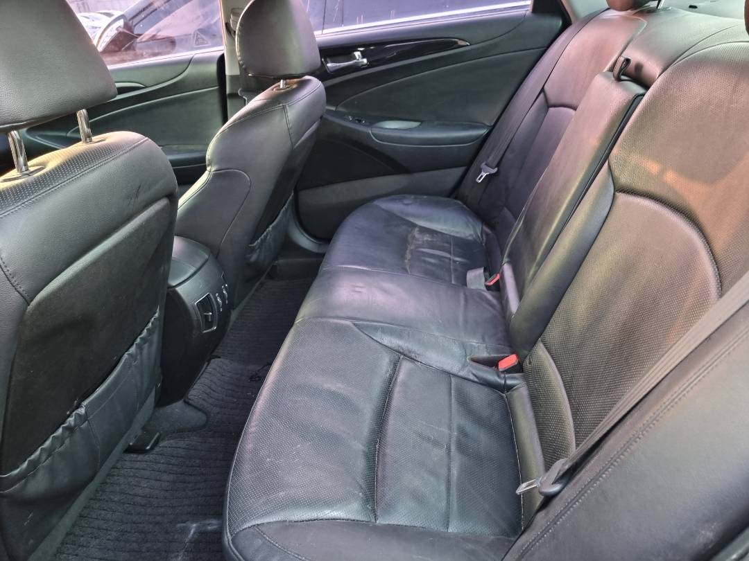 HYUNDAI SONATA 2010 - Marhaba Auction Used Cars - Image 6