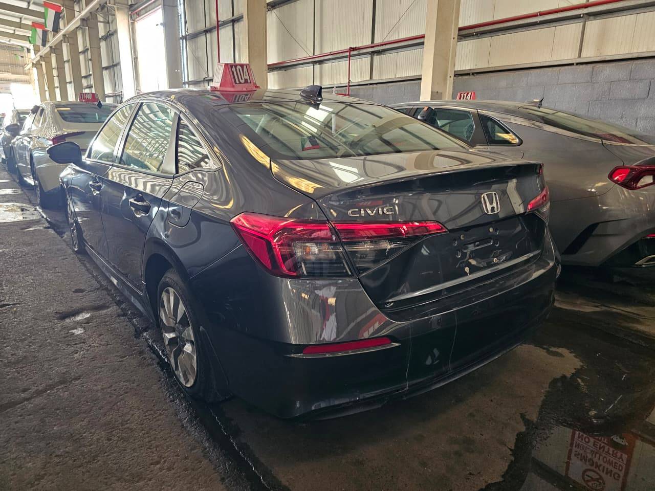 Honda Civic 2023 view 2