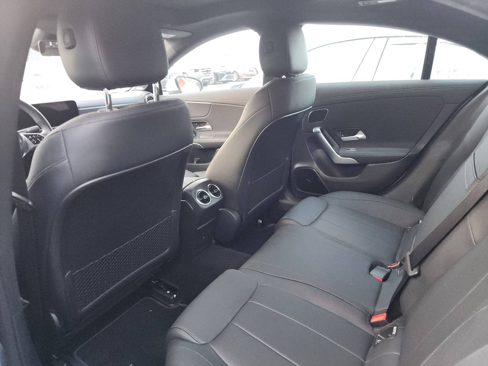 2025 MERCEDES BENZ CLA 250 — 6994 Miles — Lot 93065 — Al Sajaa - Marhaba Auctions Used Cars - Image 8