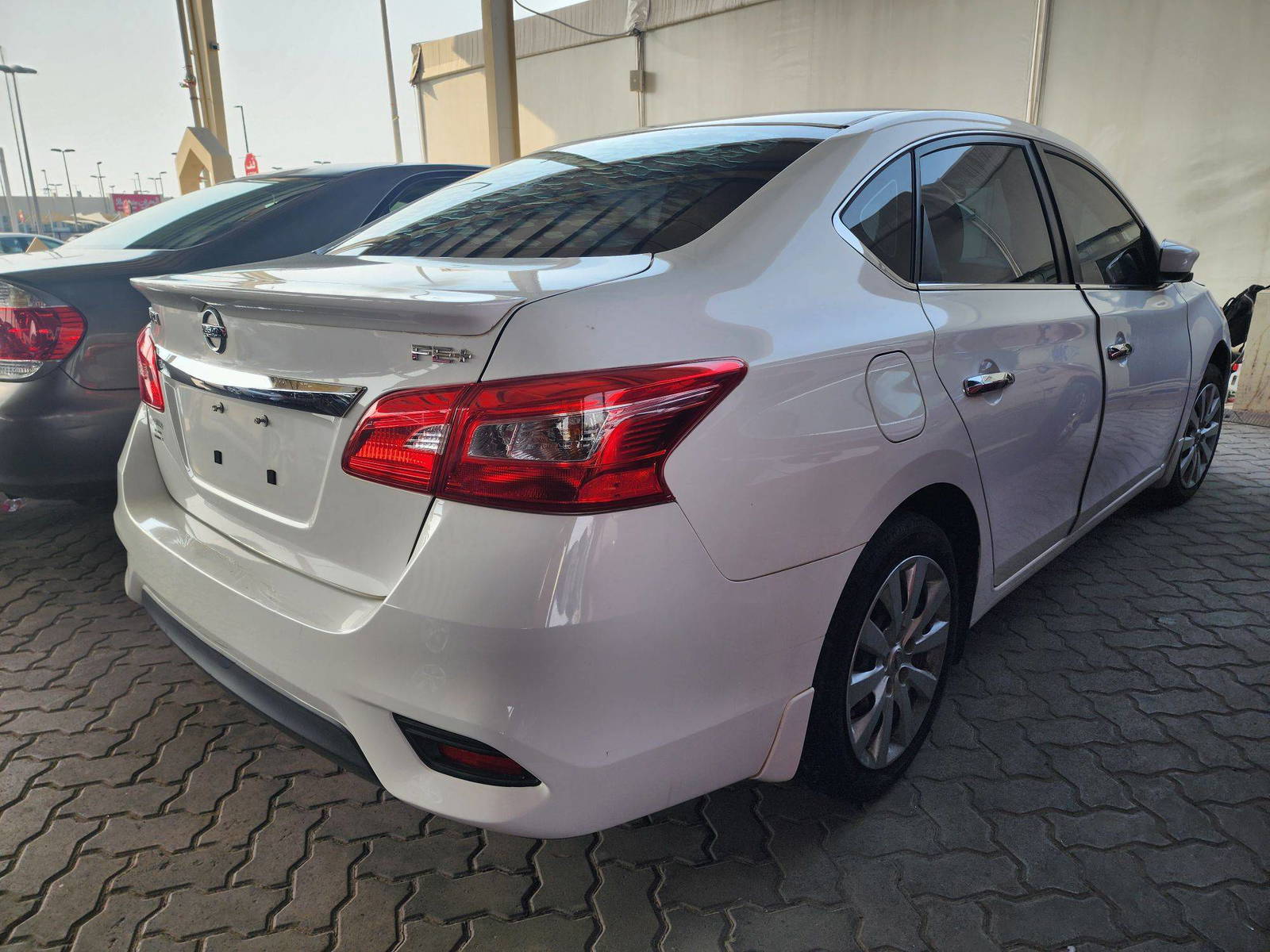 2016 NISSAN SENTRA — 163210 Miles — Lot 39246295 — Souq - Marhaba Auctions Used Cars - Image 3