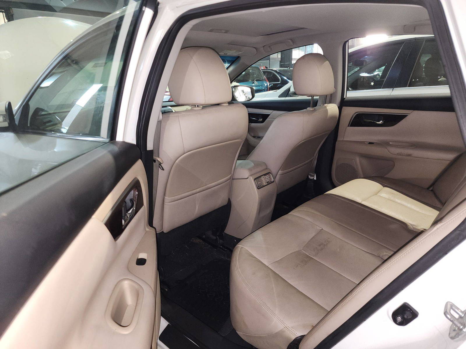 2015 NISSAN ALTIMA — 107321 KM — Lot N369948 — Main - Marhaba Auctions Used Cars - Image 7
