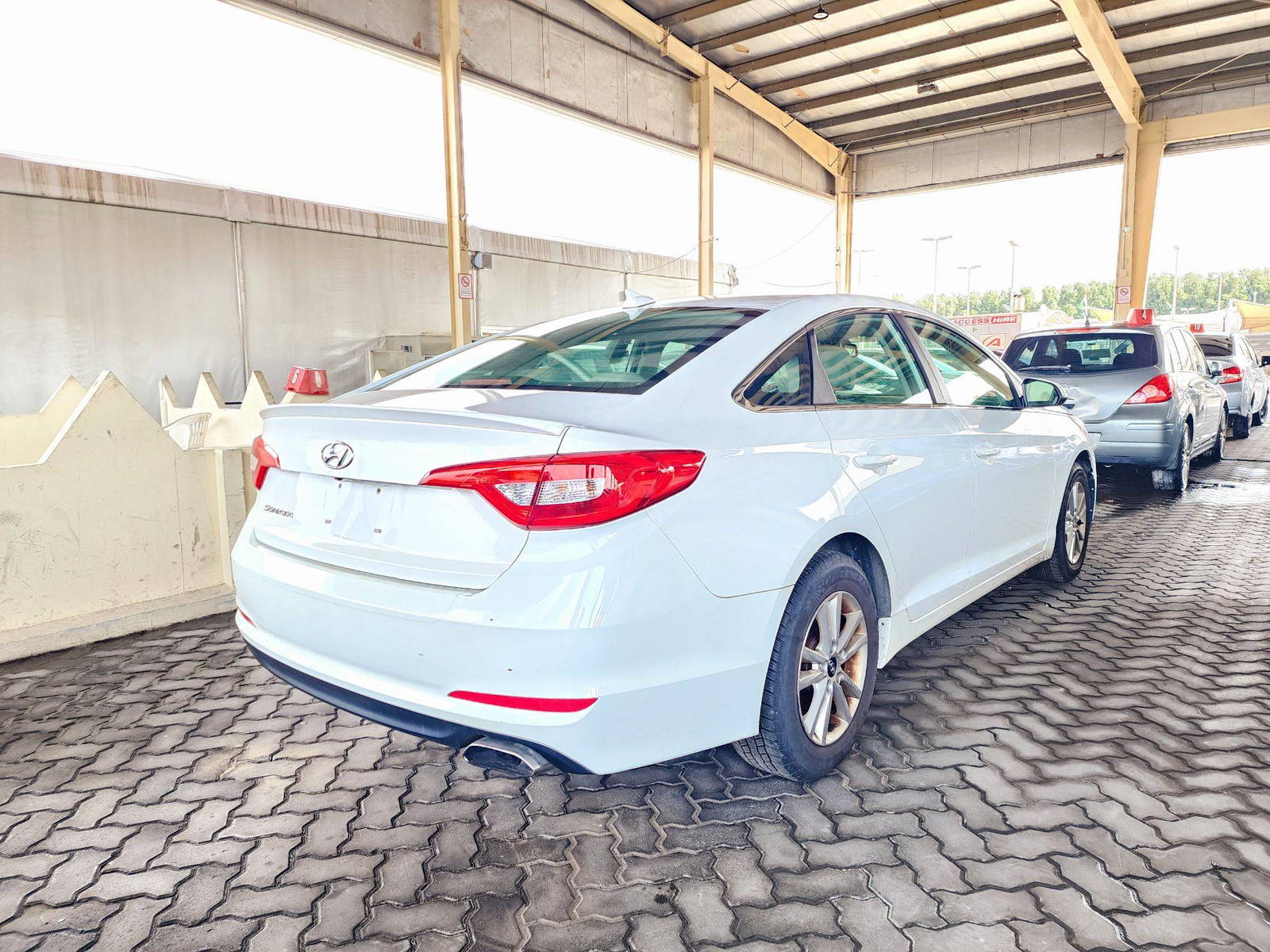 2017 HYUNDAI SONATA — 138549 Miles — Lot 74381424 — Souq - Marhaba Auctions Used Cars - Image 3