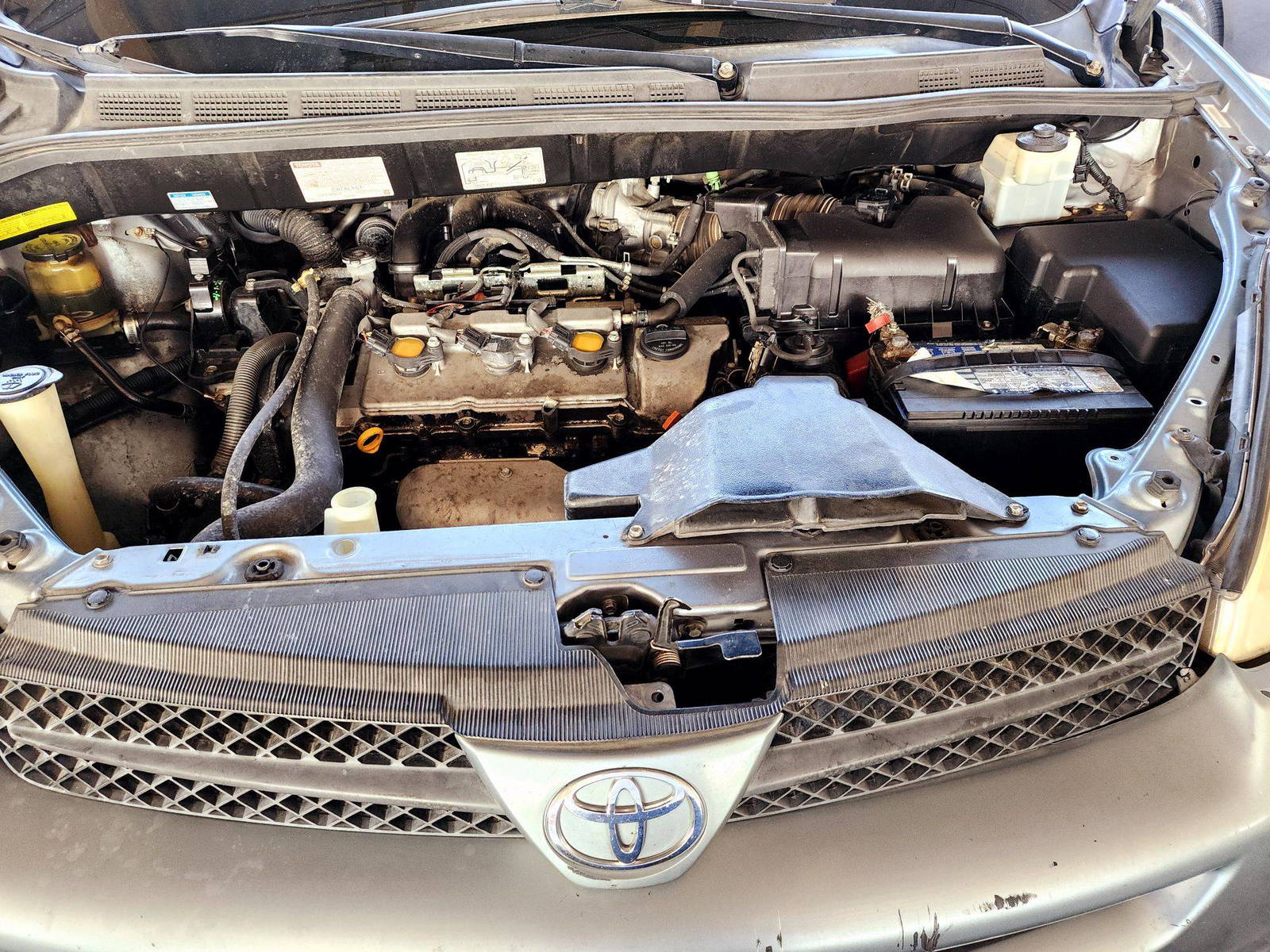 2004 TOYOTA SIENNA — 238742 Miles — Lot 2C84S033659 — Main - Marhaba Auctions Used Cars - Image 12