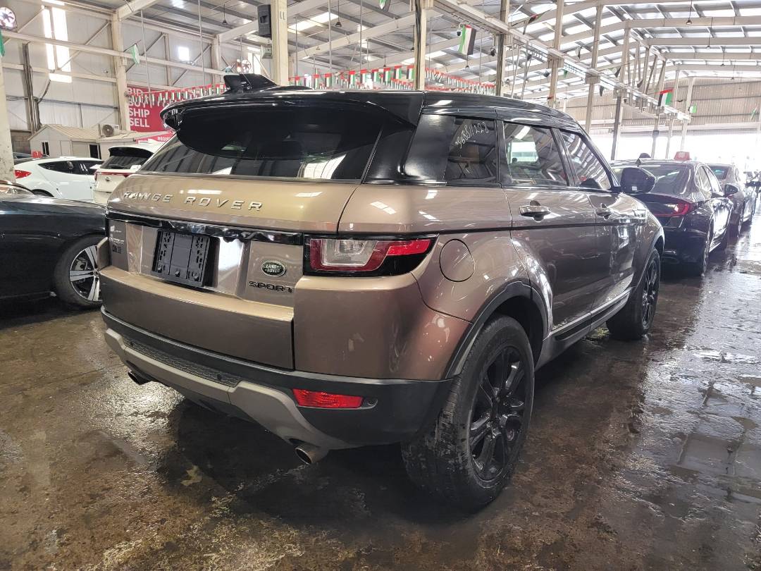 2016 LAND ROVER RANGE ROVER — 153764 KM — Lot 162782 — Main - Marhaba Auctions Used Cars - Image 4