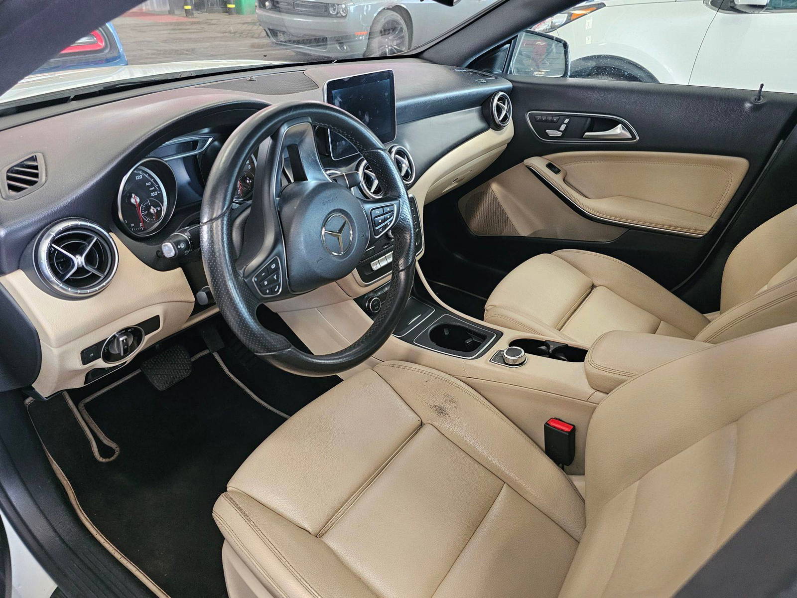 MERCEDES BENZ CLA 250 2018 - Marhaba Auction Used Cars - Image 8