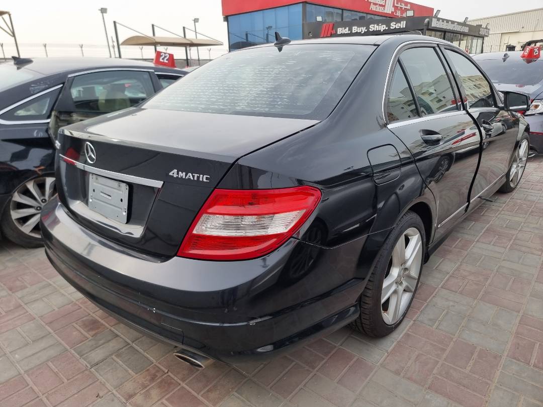 2010 MERCEDES BENZ C300 — 215457 Miles — Lot R104325 — Main - Marhaba Auctions Used Cars - Image 3