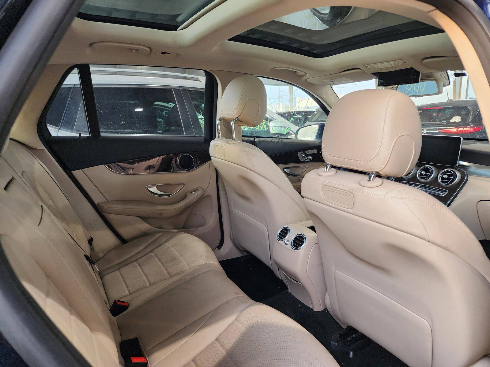 2019 MERCEDES BENZ GLC-300 — 65550 Miles — Lot 160562 — Main - Marhaba Auctions Used Cars - Image 4