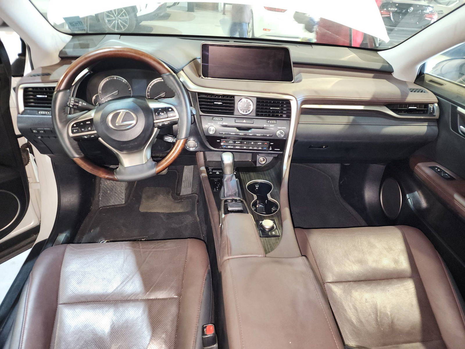 2017 LEXUS RX 350 — 136957 Miles — Lot 56434964 — Al Quoz - Marhaba Auctions Used Cars - Image 7