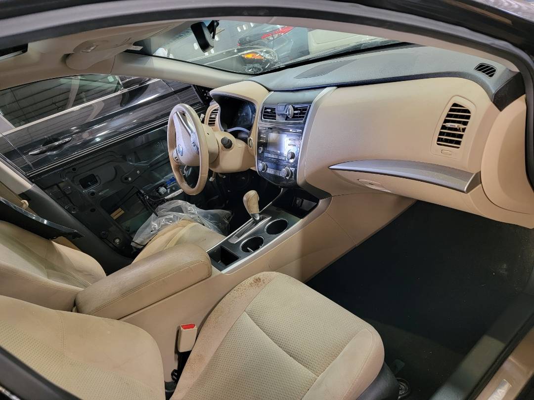 2015 NISSAN ALTIMA — 163886 Miles — Lot 75720263 - Marhaba Auctions Used Cars - Image 4