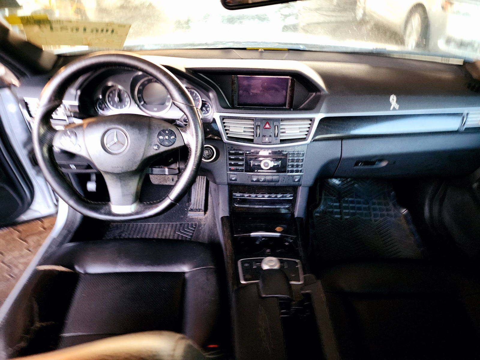 2010 MERCEDES BENZ E 350 — 200322 Miles — Lot HB2AA102603 — Souq - Marhaba Auctions Used Cars - Image 7