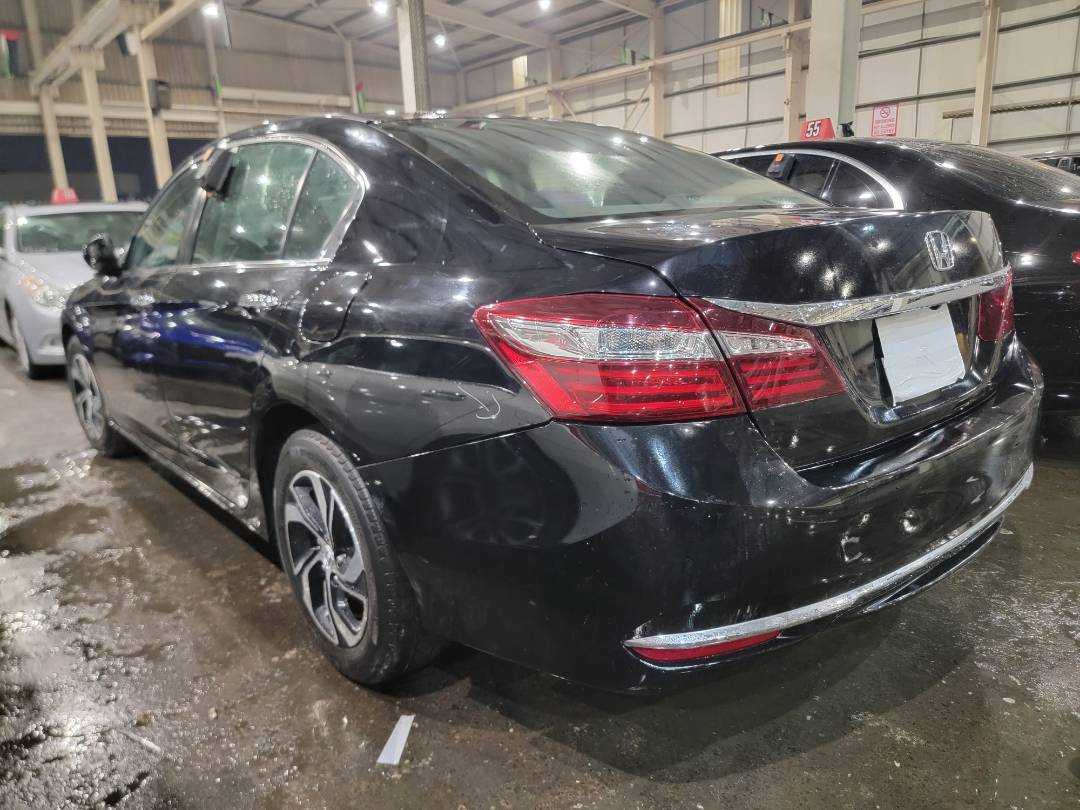 2017 HONDA ACCORD — 166953 Miles — Lot 37836445 - Marhaba Auctions Used Cars - Image 3