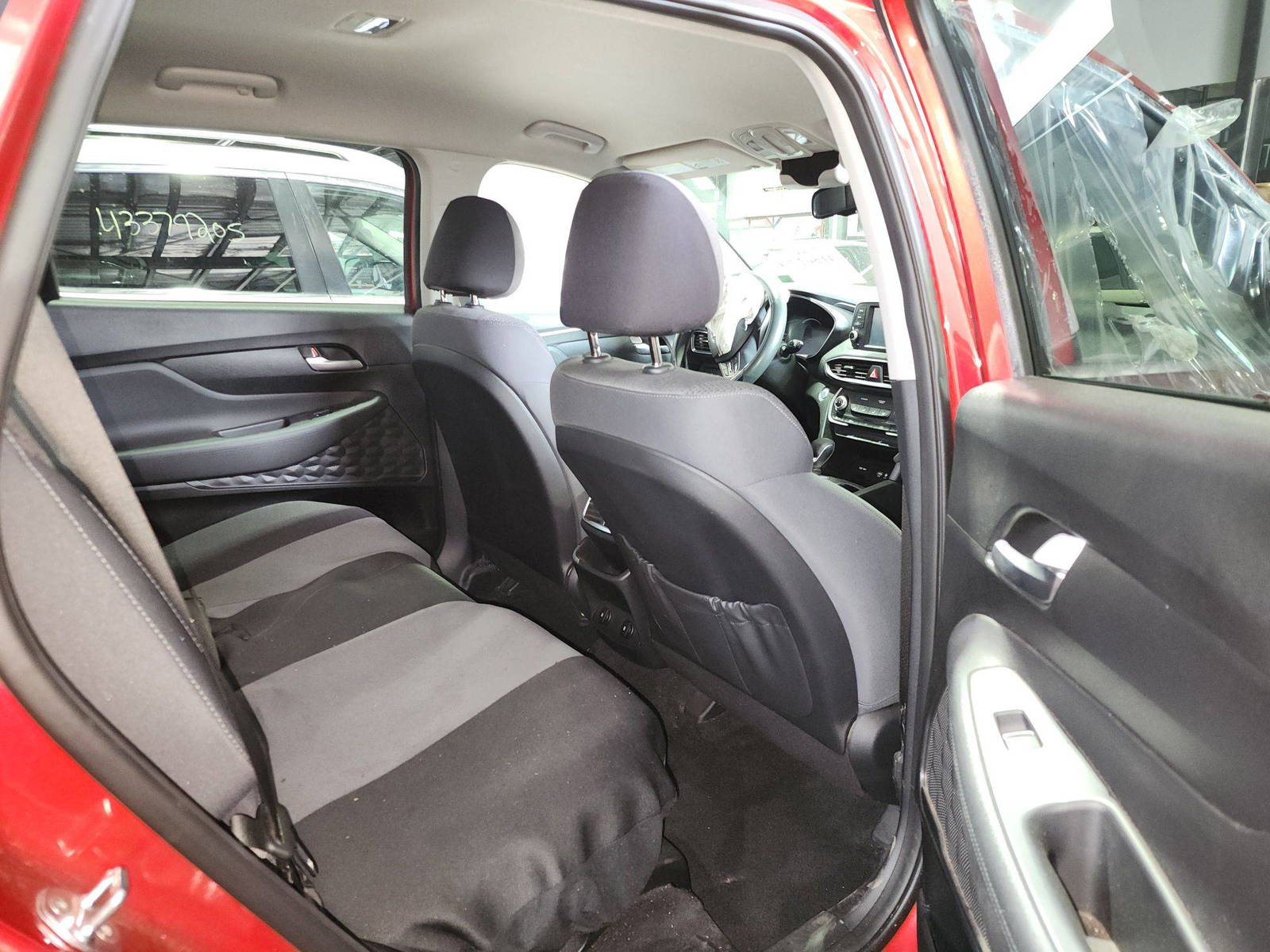 2019 HYUNDAI SANTA FE — 36805 Miles — Lot 41562596 — Al Quoz - Marhaba Auctions Used Cars - Image 7