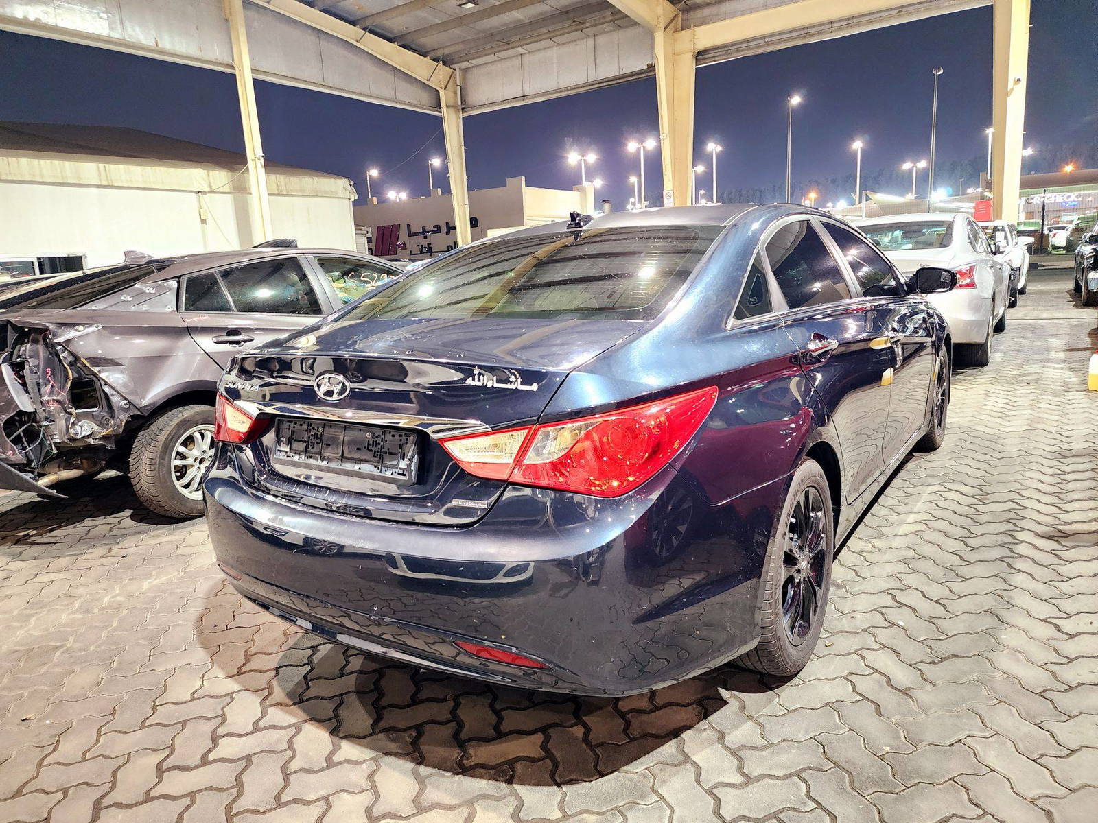 2011 HYUNDAI SONATA — 318319 Miles — Lot C9BH001957 — Souq - Marhaba Auctions Used Cars - Image 3