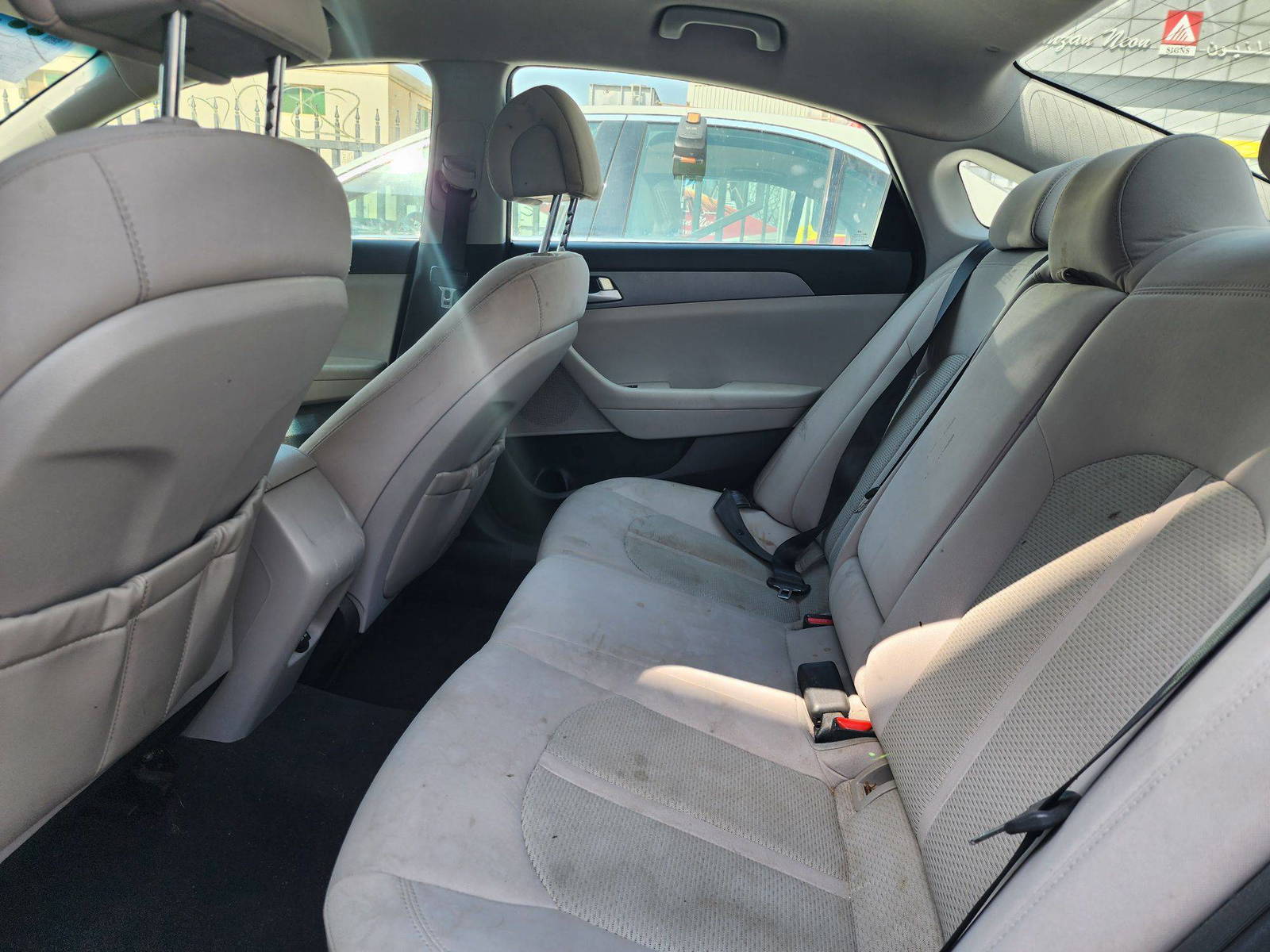2015 HYUNDAI SONATA — 163152 Miles — Lot 1829 — Al Quoz - Marhaba Auctions Used Cars - Image 6