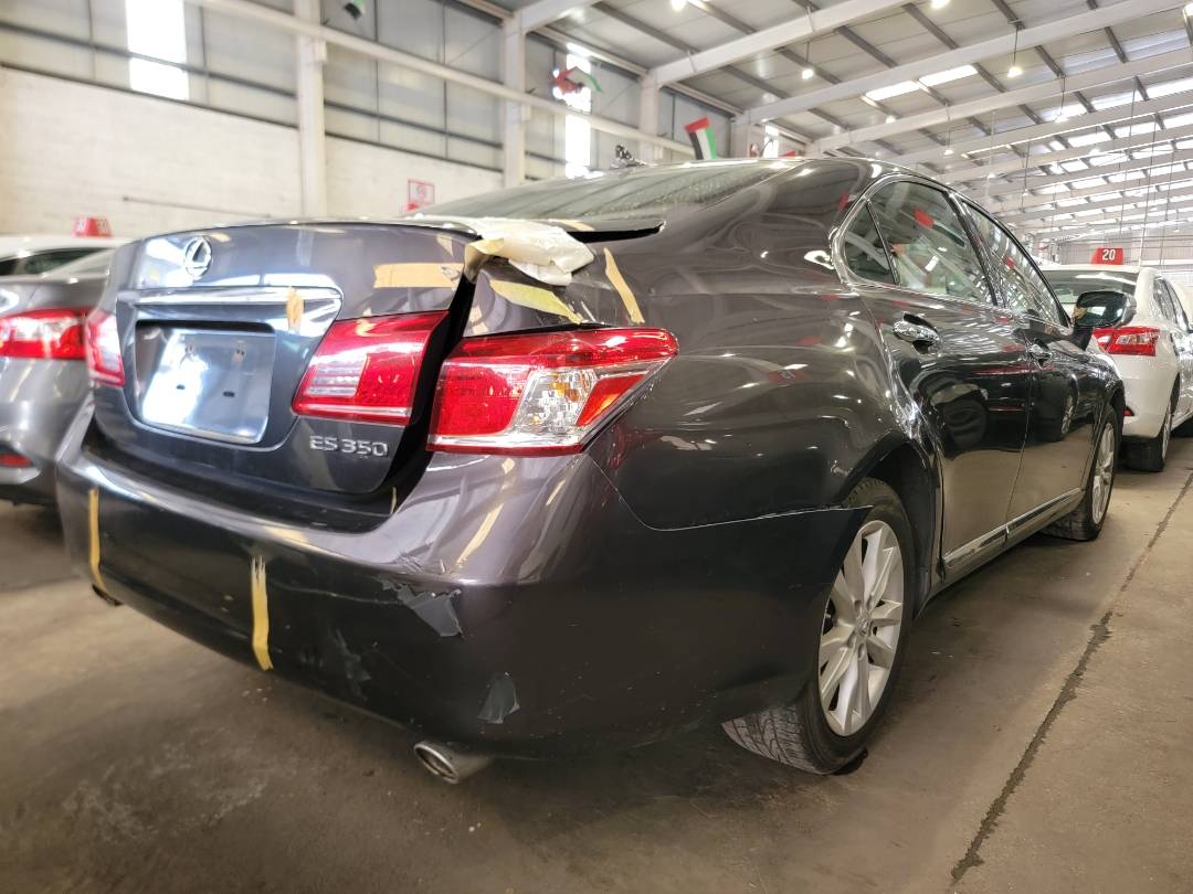 2012 LEXUS ES 350 — 189084 Miles — Lot 73699173 — Main - Marhaba Auctions Used Cars - Image 4