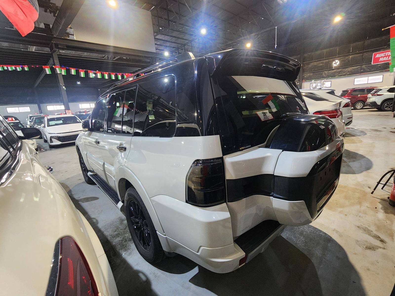 MITSUBISHI PAJERO 2020 - Marhaba Auction Used Cars - Image 6