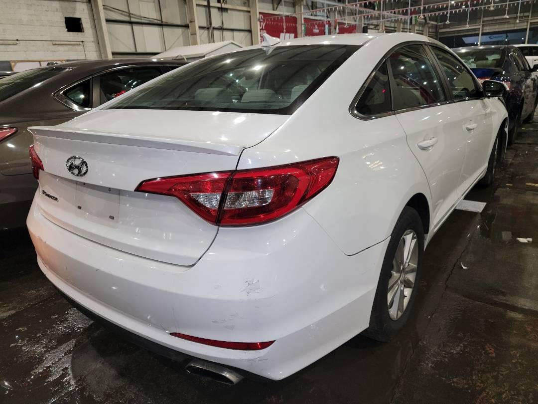 2017 HYUNDAI SONATA — 202269 Miles — Lot 37255104 - Marhaba Auctions Used Cars - Image 4