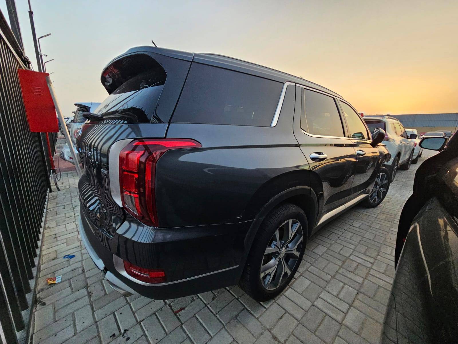 HYUNDAI PALISADE SEL 2020 - Marhaba Auction Used Cars - Image 4