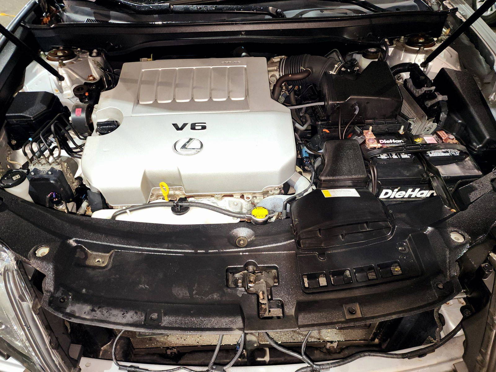 2015 LEXUS ES 350 — 72887 Miles — Lot G8F2202978 — Souq - Marhaba Auctions Used Cars - Image 11