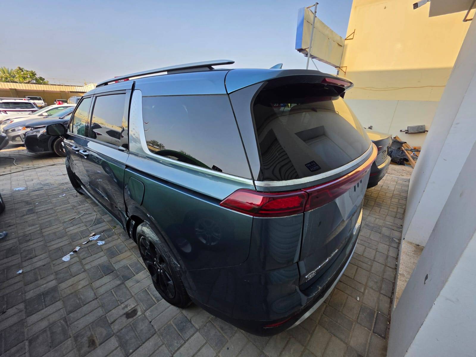 2022 KIA CARNIVAL SX PRESTIGE — 112634 Miles — Lot 98886295 - Marhaba Auctions Used Cars - Image 7