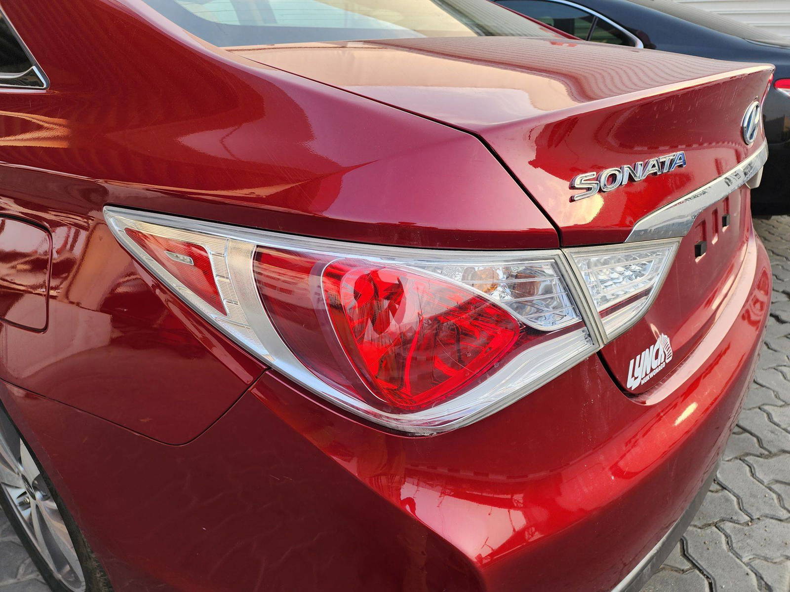 2011 HYUNDAI SONATA — 142032 Miles — Lot 14419 — Souq - Marhaba Auctions Used Cars - Image 14