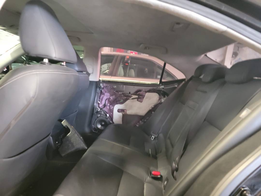 2014 LEXUS IS 250 — 127567 Miles — Lot XE5009449 — Main - Marhaba Auctions Used Cars - Image 7