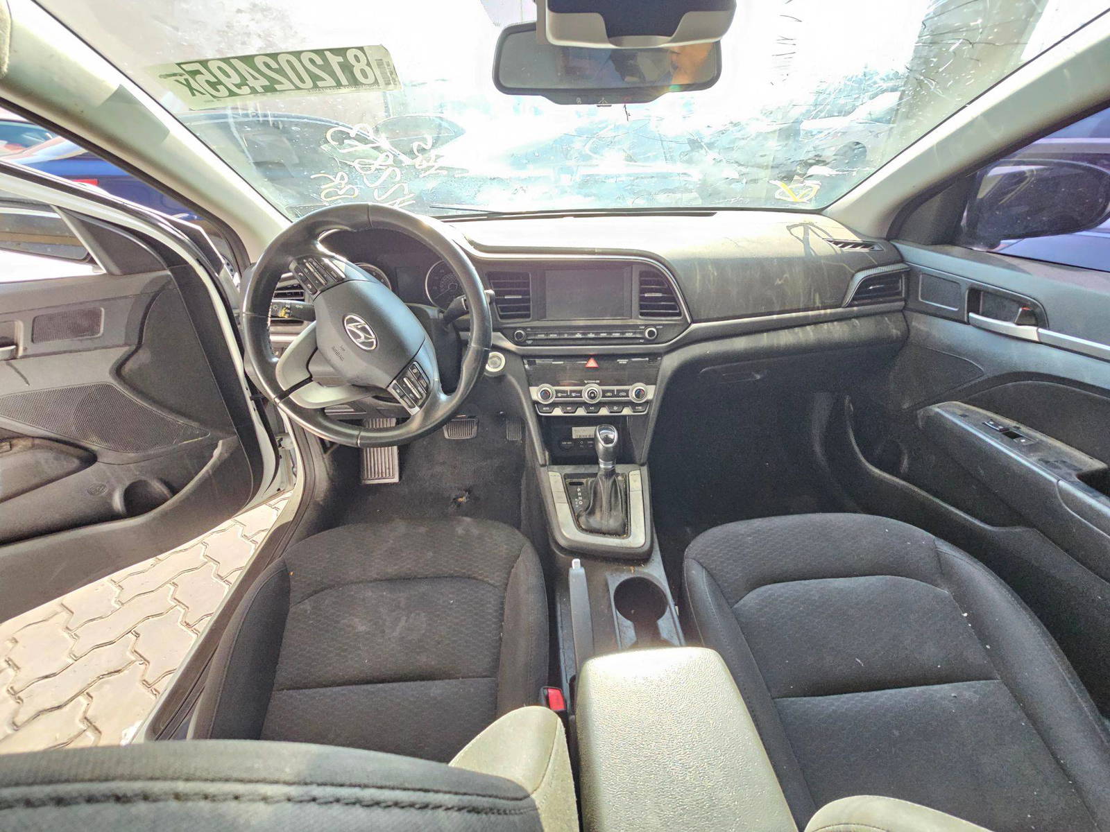 HYUNDAI ELANTRA 2019 - Marhaba Auction Used Cars - Image 7