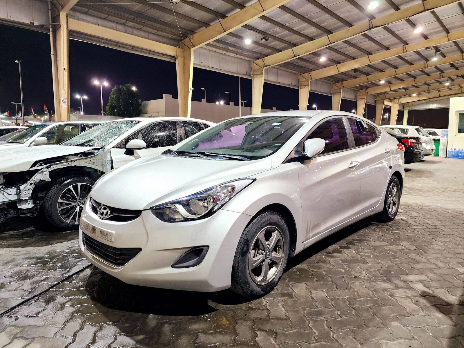 2013 HYUNDAI AVANTE — 153705 KM — Lot 724307 — Souq - Marhaba Auctions Used Cars - Image 5