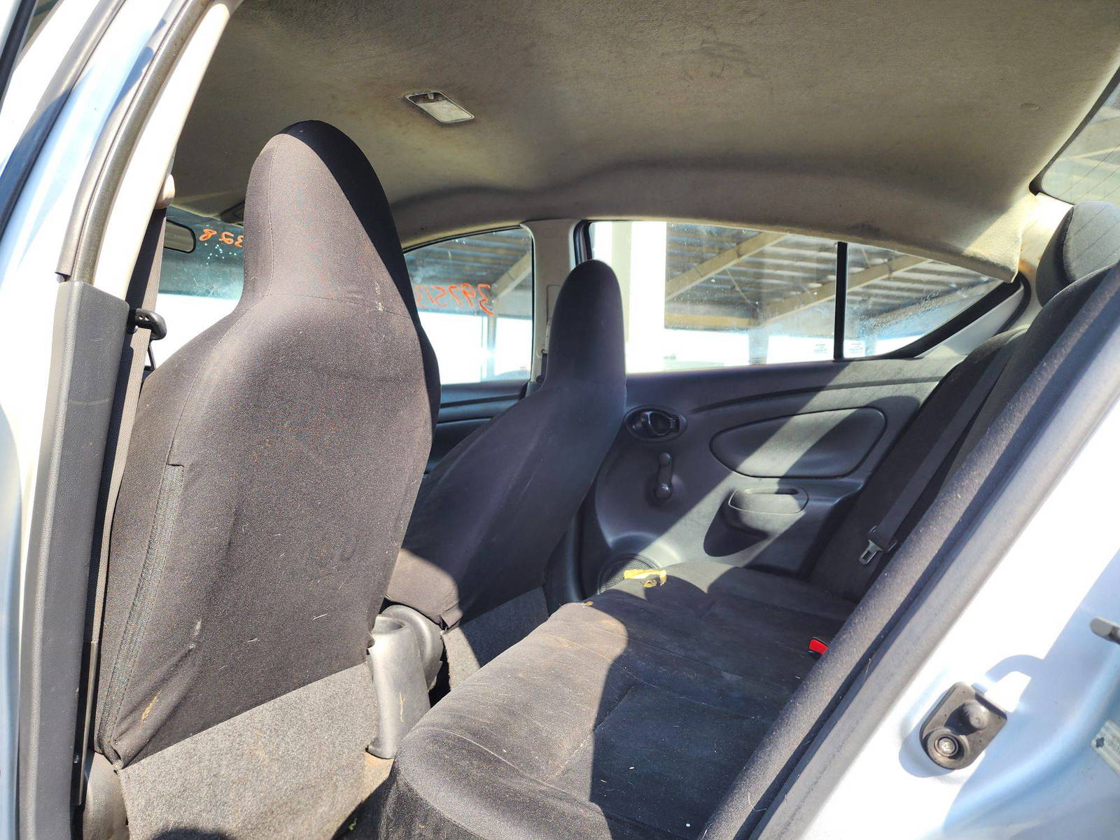 2013 NISSAN VERSA — 193463 Miles — Lot 39751328 — Souq - Marhaba Auctions Used Cars - Image 6