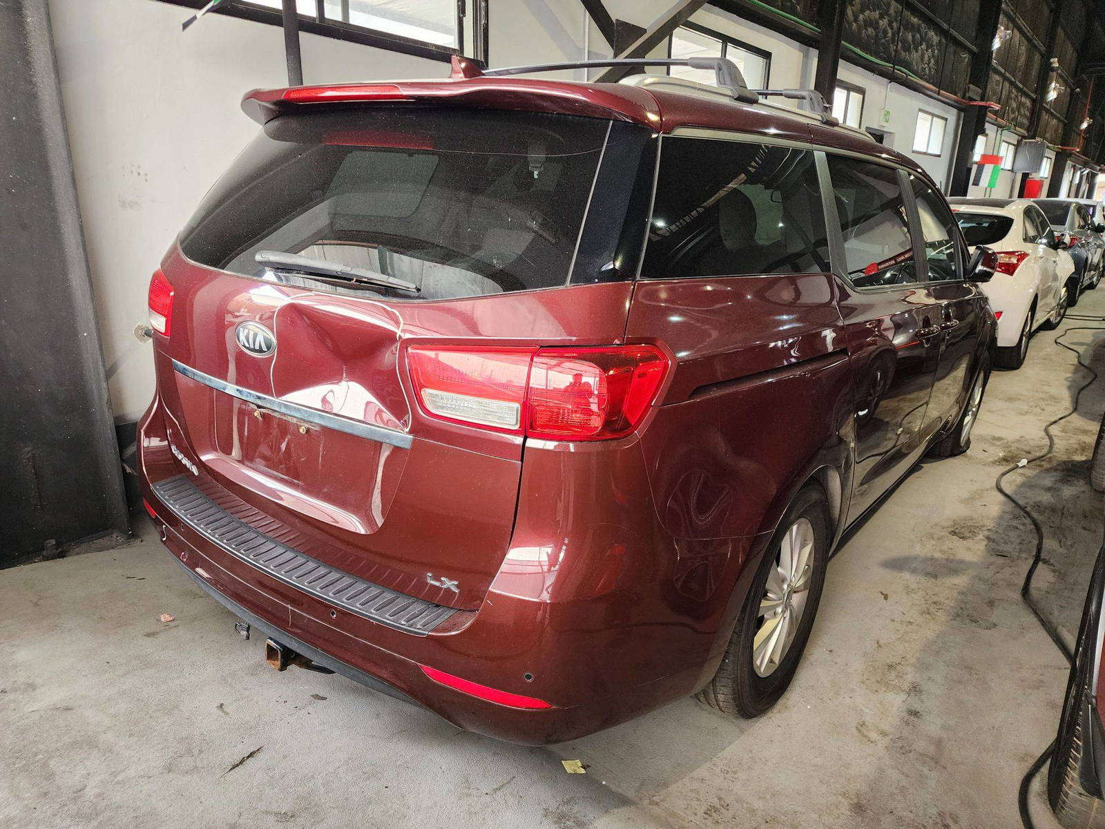 2016 KIA SEDONA — 210855 Miles — Lot 41223661 — Al Quoz - Marhaba Auctions Used Cars - Image 5