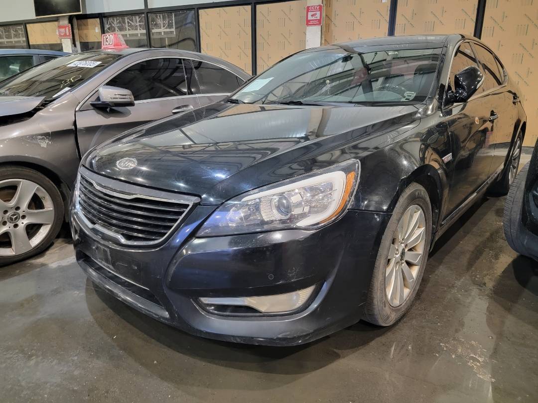 2010 KIA K7 — 92171 KM — Lot 032388 — Main - Marhaba Auctions Used Cars - Image 5